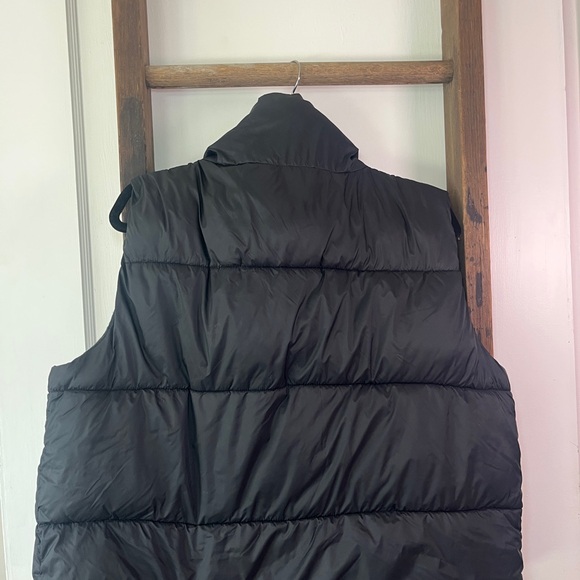 Old Navy Gray Quilted Jacket - Picture 5 of 5